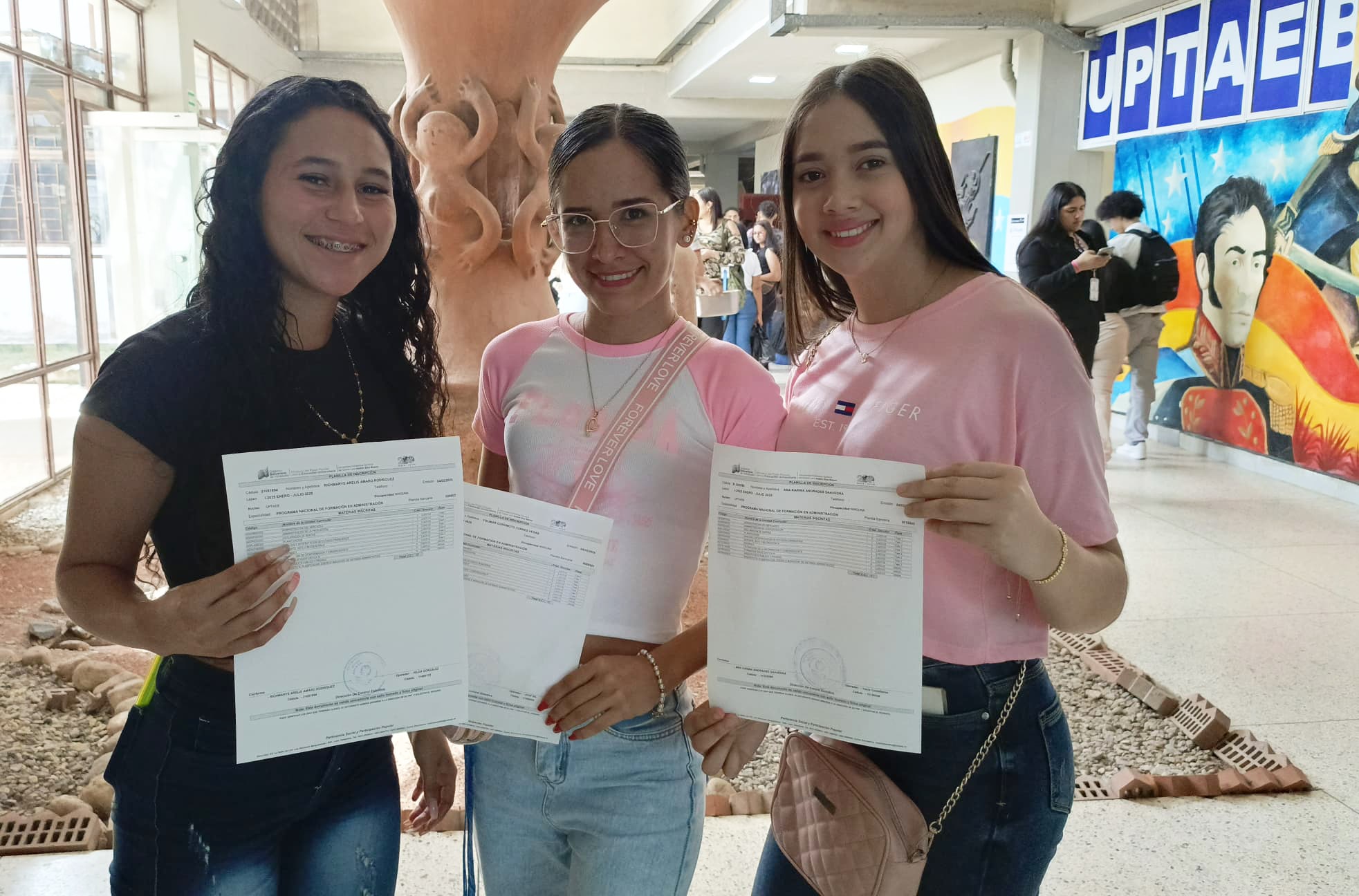 Más de 7 mil  uptaebistas realizan proceso de inscripción